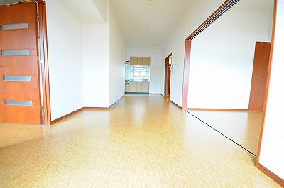 ＷＩＮＧＳ片野Ⅱ（ウィングス片野Ⅱ） リビング