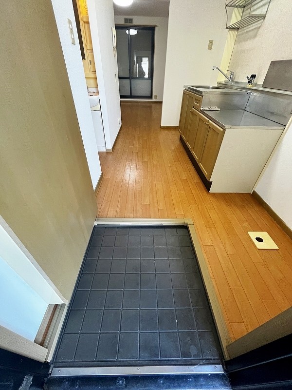 ビーライン中井口 玄関