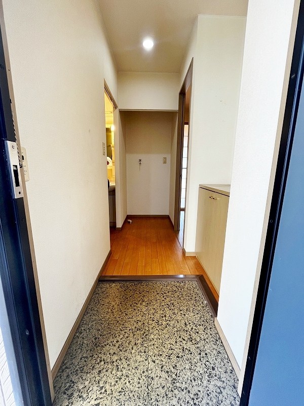 ビーライン中井口Ⅱ 玄関