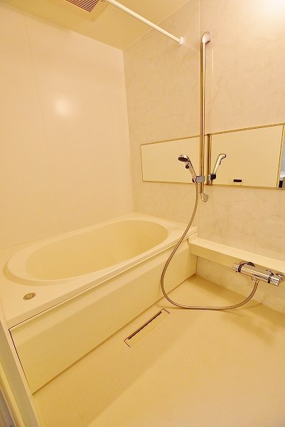 シャーメゾン優蒼の杜　壱番館 風呂画像