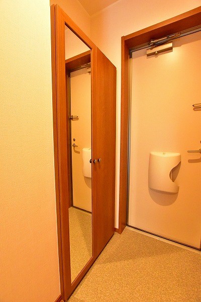 グランドハイツナカムラ 玄関