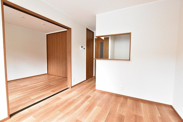 グランドハイツナカムラ リビング