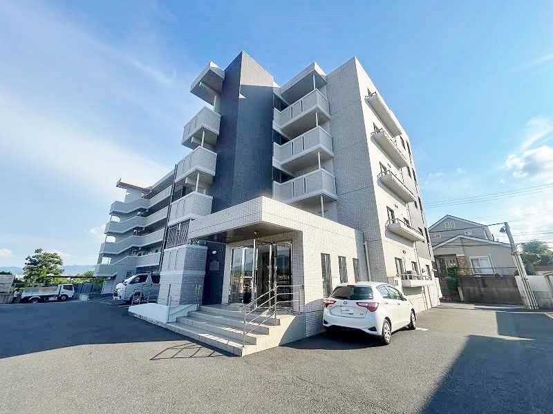 ブランボヌール小倉 106号室 外観