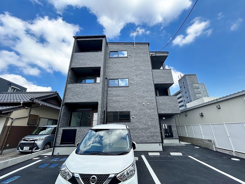 Ellina貴船Ⅲ（エリナ貴船） 302号室 外観