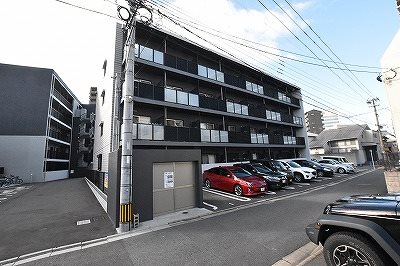 サンクレシア戸畑駅前 301号室 外観