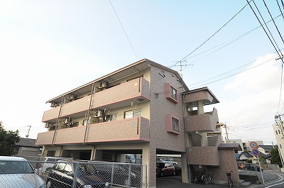 ルーブル片野 203号室 外観