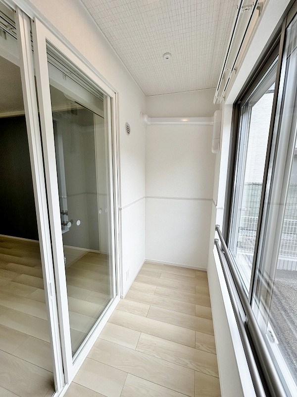 ラ・グリシーヌ  ベランダ