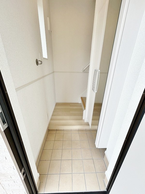 ラ・グリシーヌ  玄関