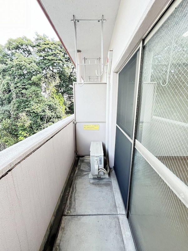 マーベラス下到津   ベランダ