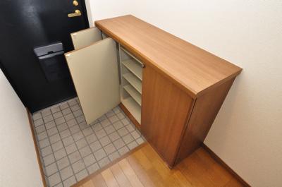 エルフ・フォレスト  玄関