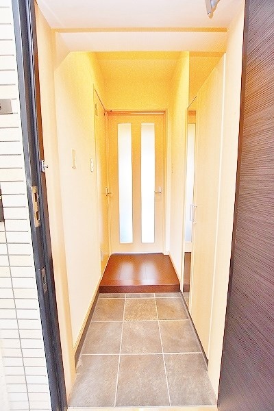 ＬＥＯＮ下到津 玄関