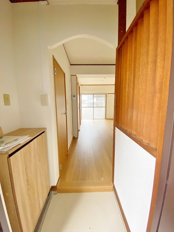 第二日之出ビル 玄関