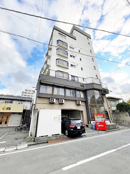 第二日之出ビル 406号室 外観