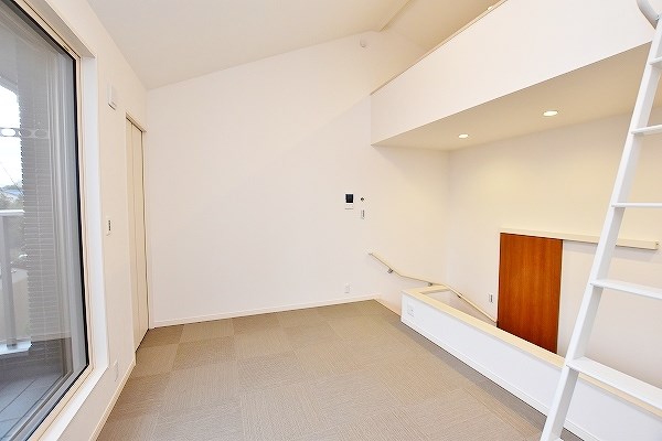 ブランシェ三萩野  ベッドルーム