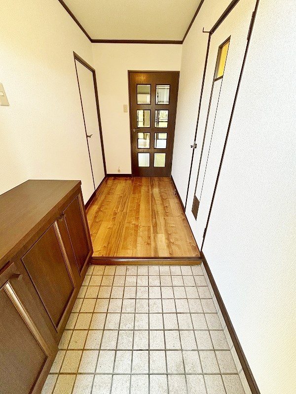 ラディア石田 玄関