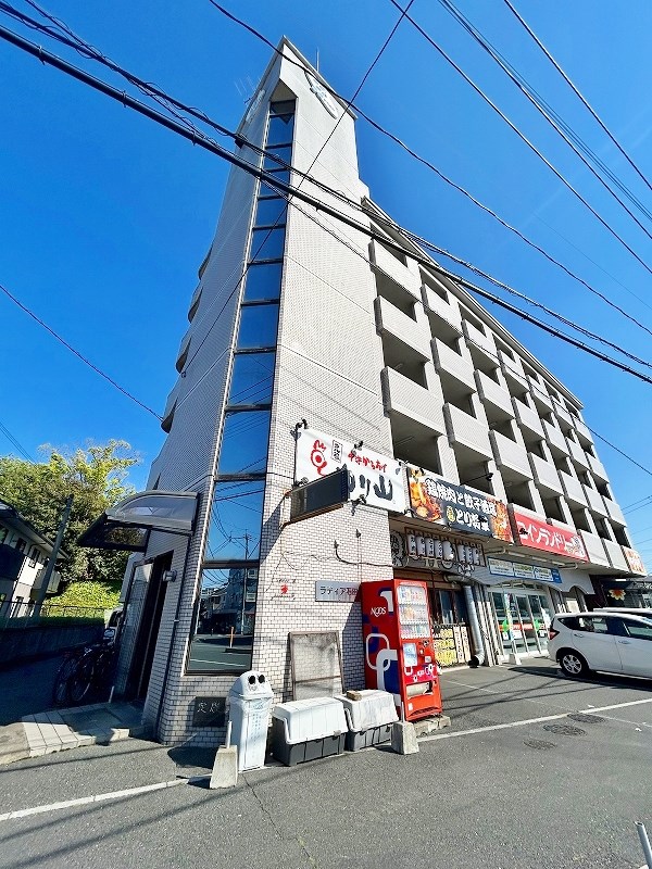 ラディア石田 302号室 外観