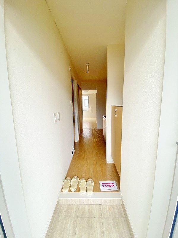 ルナ・ジュエル 玄関