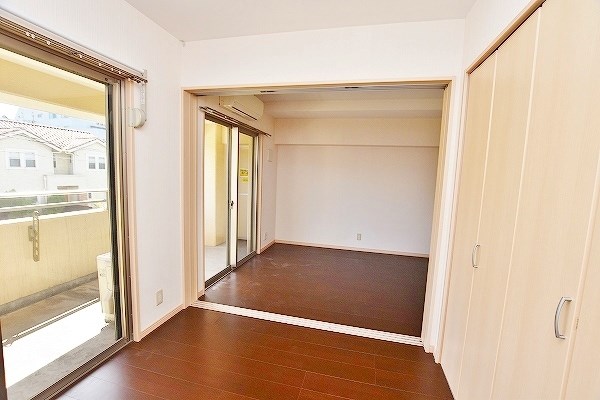 ＬＥＯＮ下到津 ベッドルーム