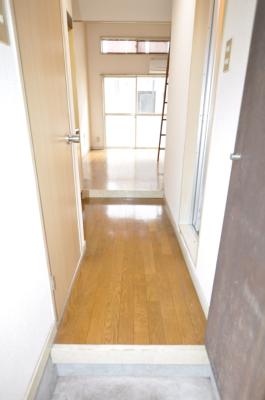 ウイング若園Ｂ 玄関