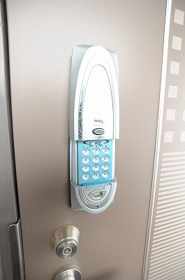 エリアグリーン 玄関