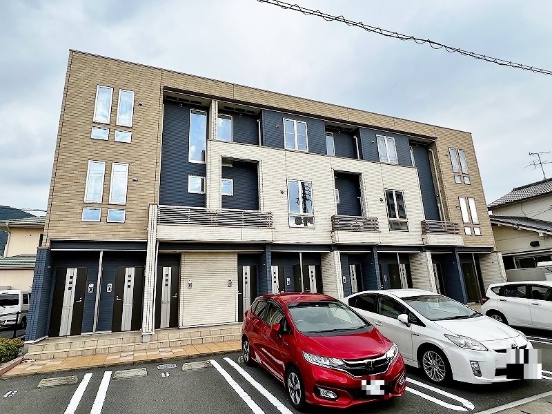 ティ カルム ル シャトー 302号室 外観