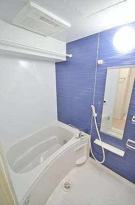 ティ カルム ル シャトー 風呂画像