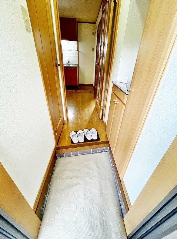 フィオーレ長行西  玄関