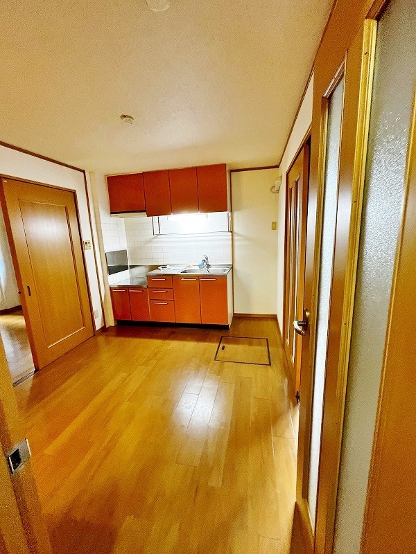 フィオーレ長行西  リビング