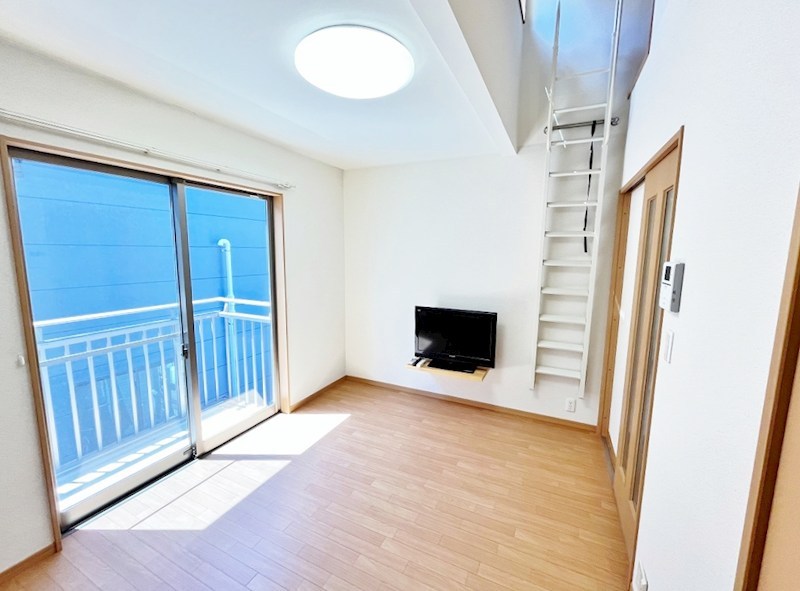 アズーロ高峰 リビング