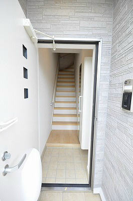 Ｗｅｓｔ ＨｉｌｌｓⅢ（ウエストヒルズⅢ） 玄関