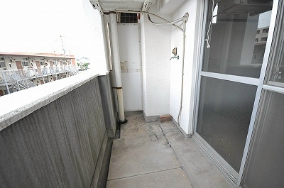 グッタープラッツ緑ヶ丘２番館  ベランダ