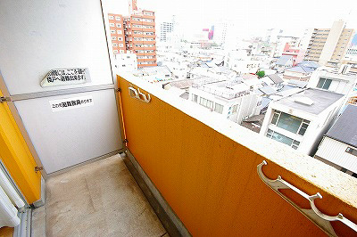 アヴィニール竪町 ベランダ