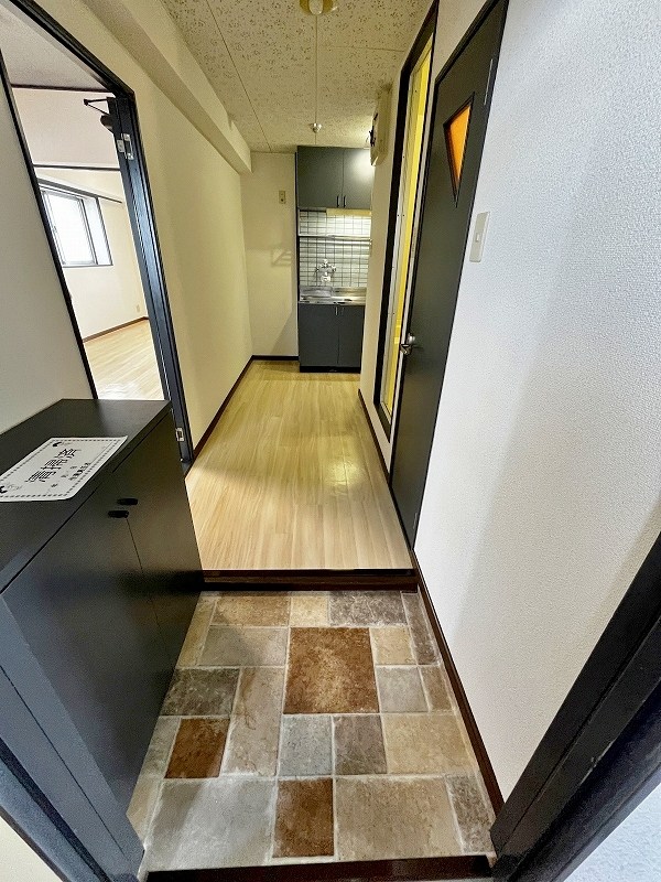 ロイヤルセンチュリー 玄関