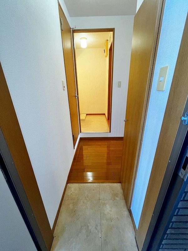 アムールＬＩＢＲＥ(アムールリーブル)  玄関