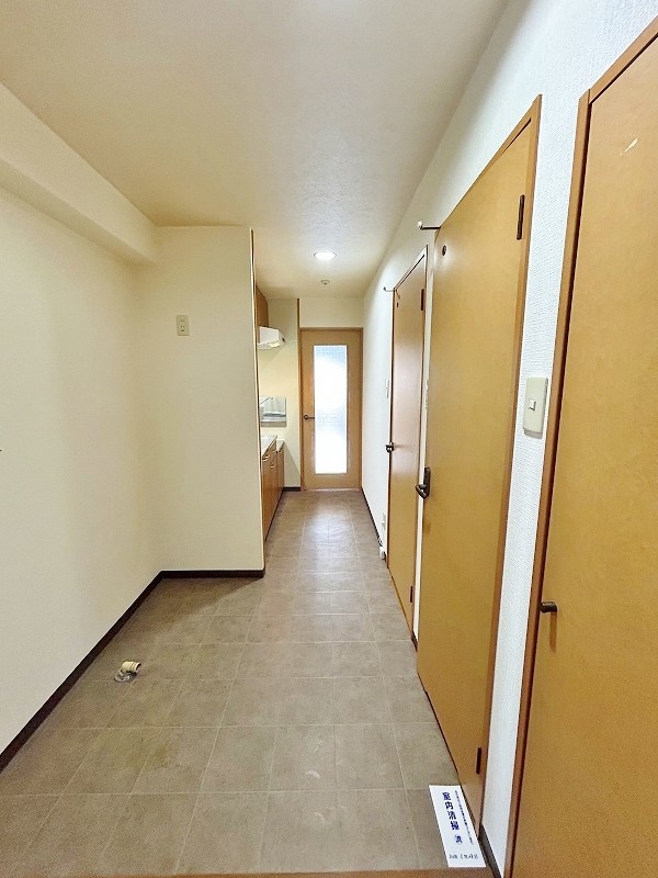 中津口センタービル 玄関