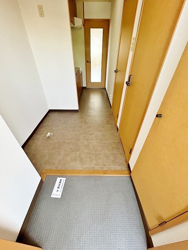 中津口センタービル 玄関