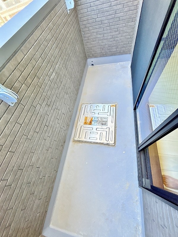 THE　NOBLES戸畑Ⅰ（ザ　ノウブルズ戸畑Ⅰ） ベランダ