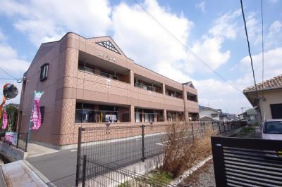 グランピア  102号室 外観