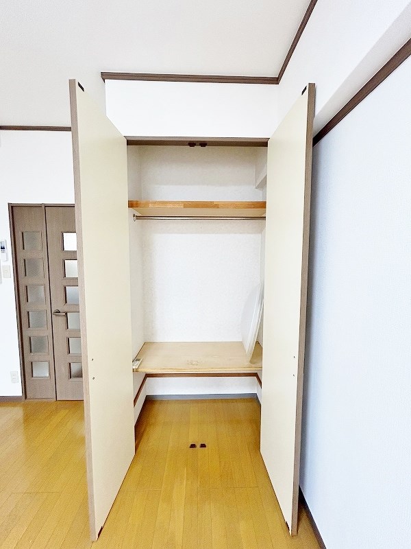 アヴィニール清水 その他4