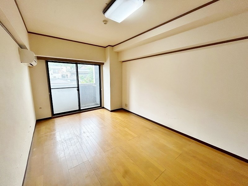 アヴィニール清水 リビング