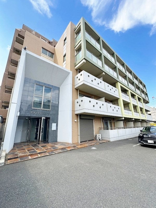 グランドゥール高峰 108号室 外観