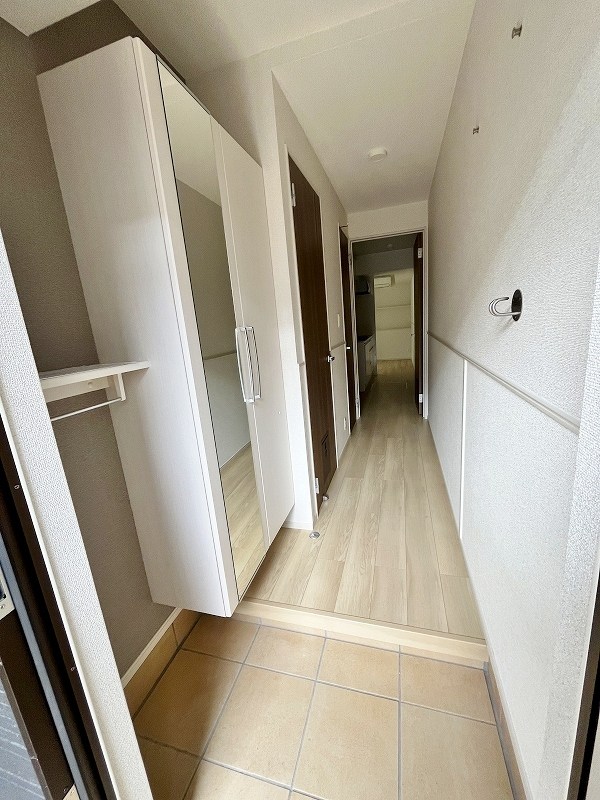 グローリア・ヒデ　A棟 玄関