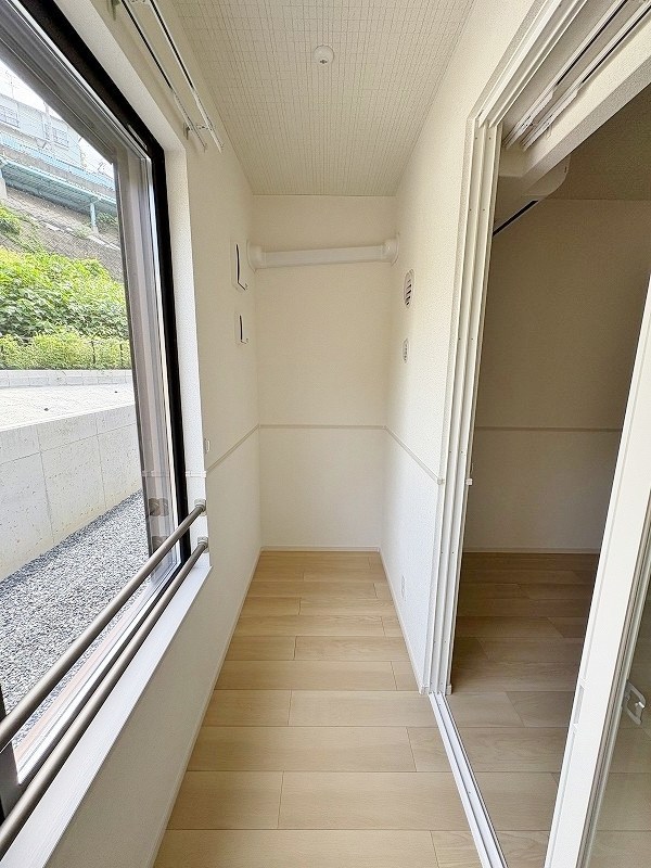 グローリア・ヒデ　B棟 ベランダ