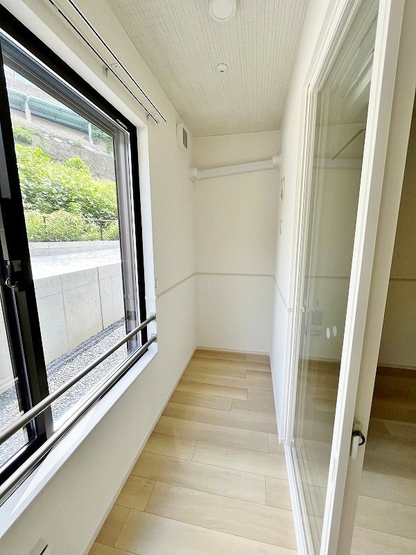 グローリア・ヒデ　B棟 ベランダ