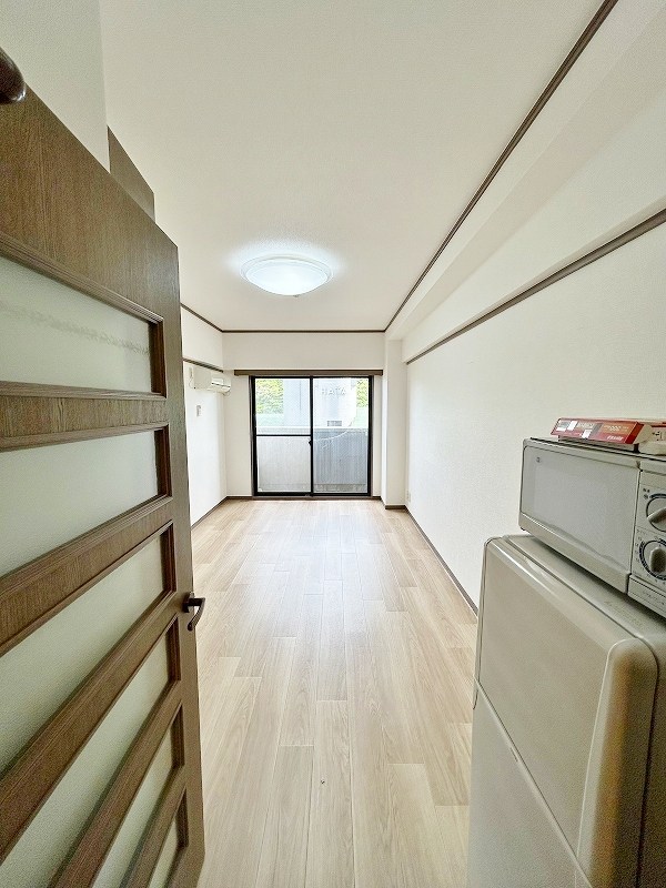 アヴィニール清水 リビング