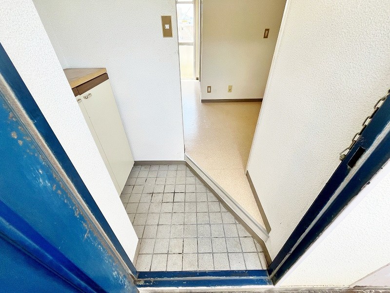 アロー安部山 玄関