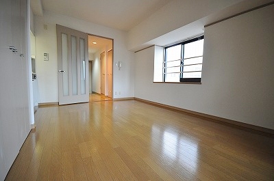 ギャラン小文字 ベッドルーム