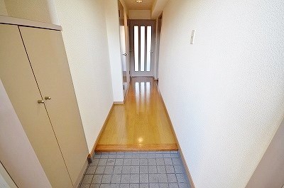 ギャラン小文字 玄関