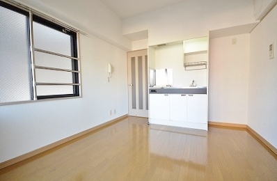 ギャラン小文字 リビング