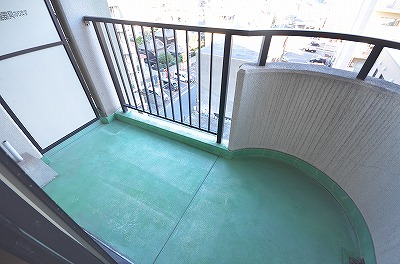 ギャラン小文字 ベランダ